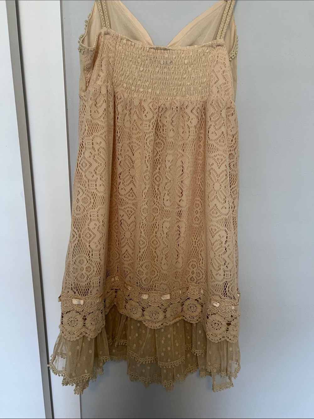Vintage style cream color dress - Picture 4 of 4
